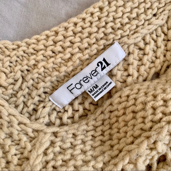 Forever 21 Sweater - Picture 5 of 5